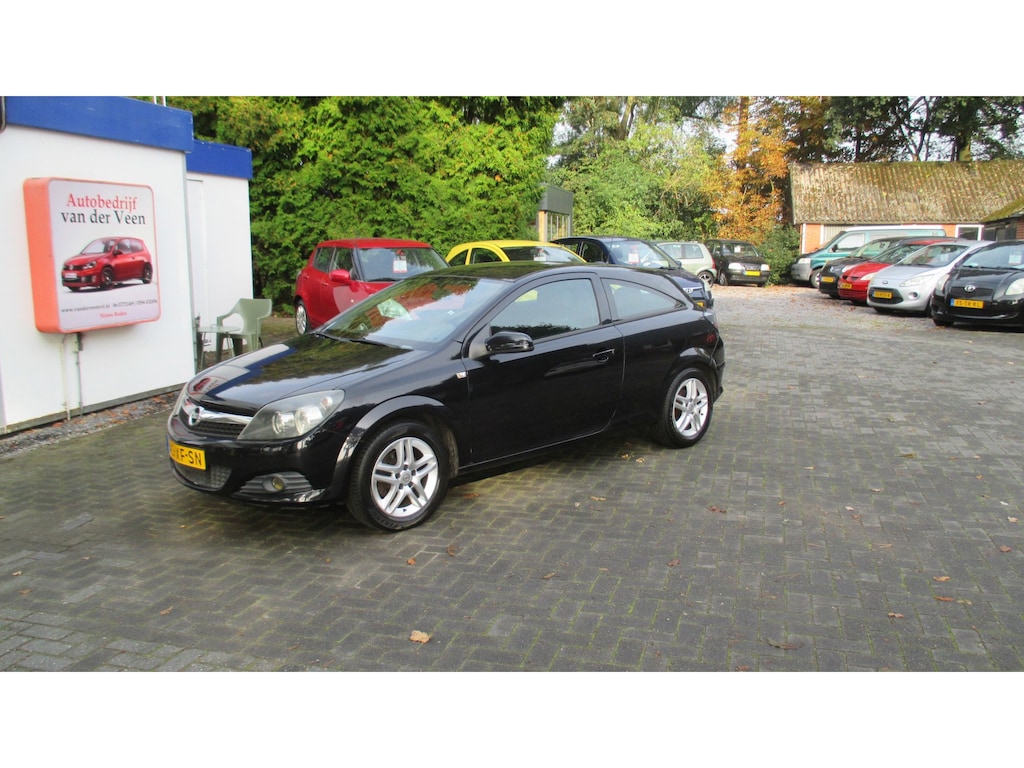 Opel Astra GTC 1.6 Temptation