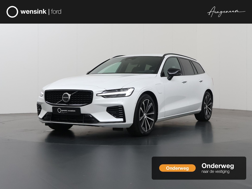 Volvo V60 2.0 T8 Plug-in hybrid AWD Plus Dark | Elektr. Trekhaak | H&K Audio | Leder | 360 Camera | Winterpakket |