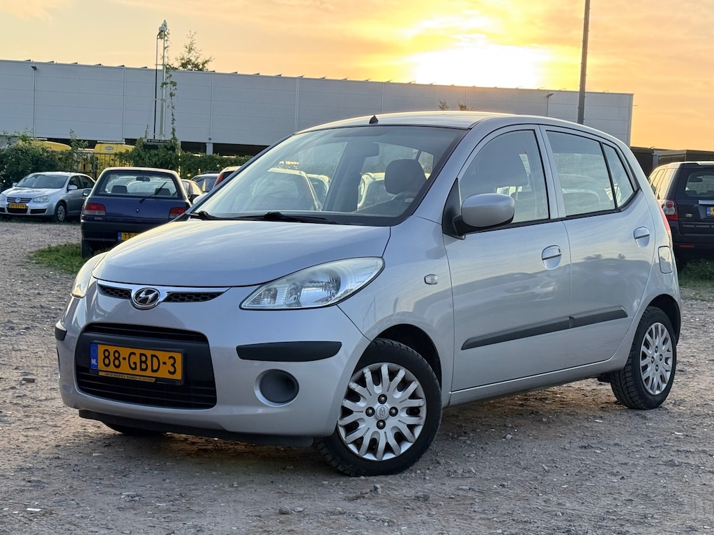 Hyundai i10 1.1 Dynamic Cool/ ZEER NETJES