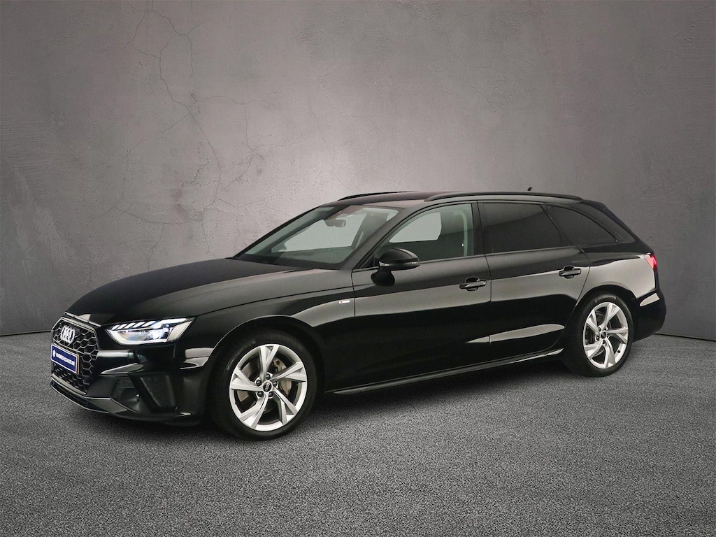 Audi A4 Avant 40 TFSI S edition | Achteruitrijcamera | Zwart optiek | Massagestoelen | Adapt Cruise | Sportonderstel | Elektr achterklep | LED-koplampen | Sportstoelen