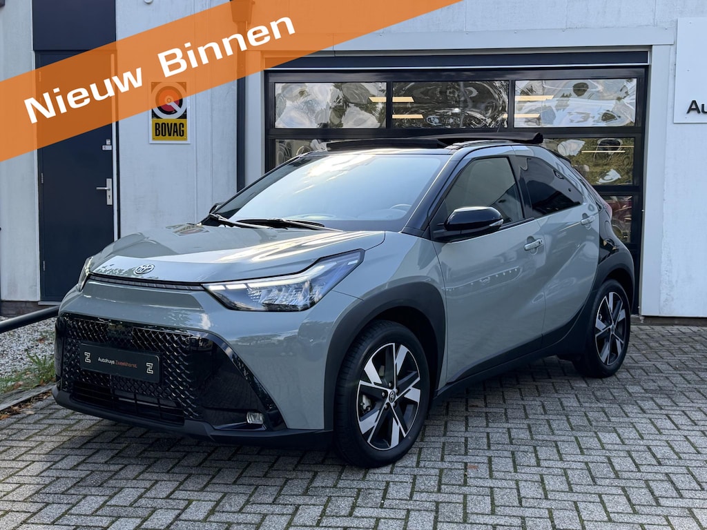 Toyota Aygo X 1.5 VVT-i HEV Pulse e-CVT Elektrisch vouwdak | Camera | Stoelverwarming