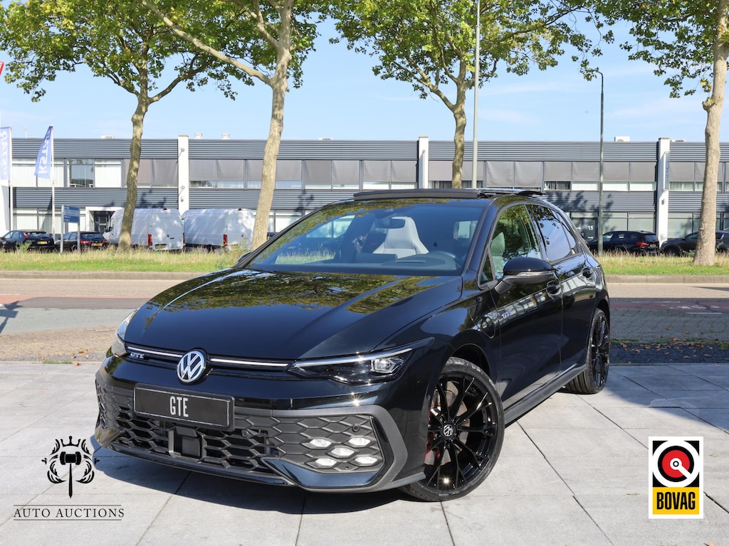 Volkswagen Golf GTE 1.5 eHybrid 272PK | Panodak | Leer | 19"Inch | Black Style | Garantie 2031 | Head-up | Stoel Ventilatie | Memory |
