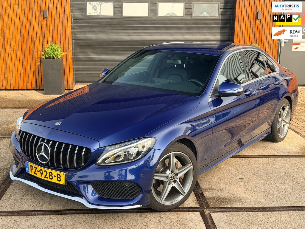 Mercedes-Benz C-klasse 180 AMG Sport Edition Trekhaak Carplay Recent onderhoud Topstaat!