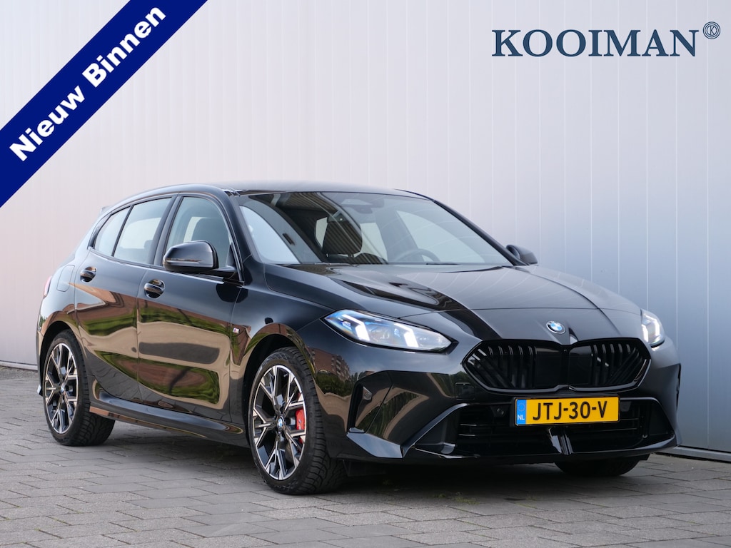 BMW 1-Serie 116 automaat 123pk M Sportpakket Pro Stoelverwarming / Camera / Keyless entry