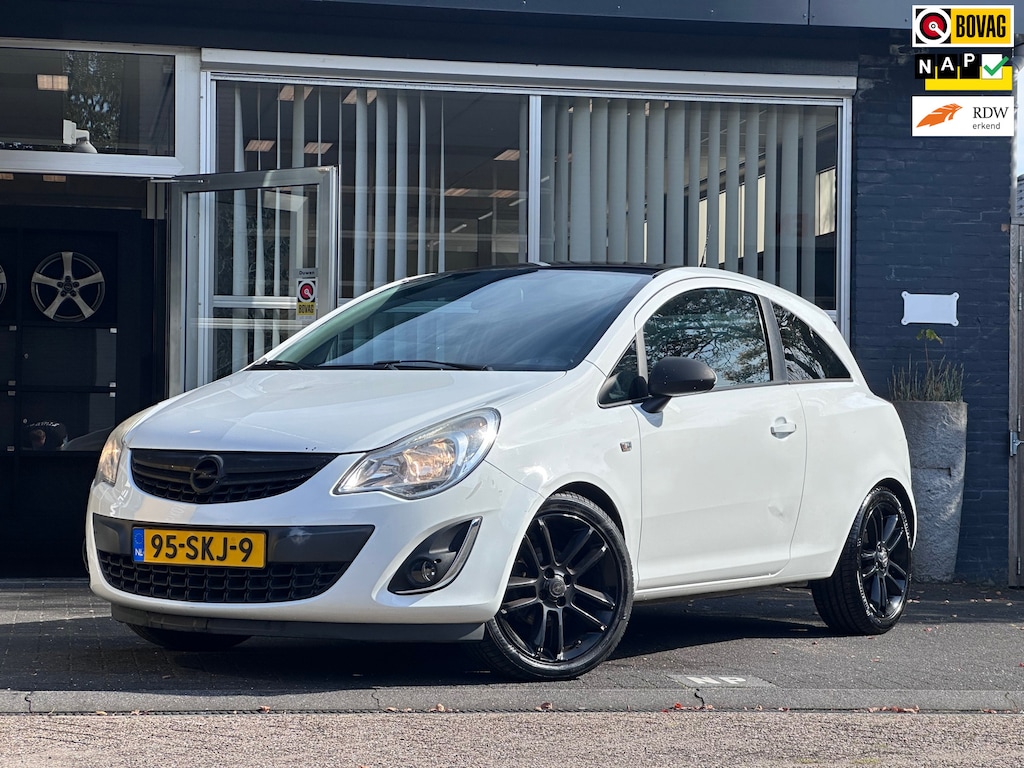 Opel Corsa 1.4-16V Color Edition ORG NL / AIRCO / NAVI / NAP