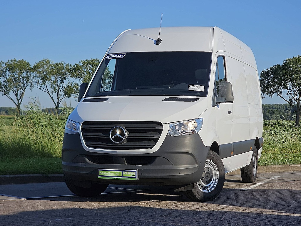 Mercedes-Benz Sprinter 317 L2H2 RWD Automaat