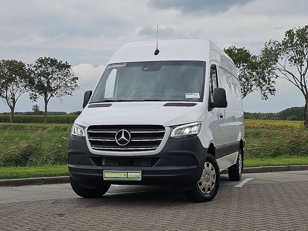 Mercedes-Benz Sprinter 317 L2H2 LED 3.5t-Trekh.