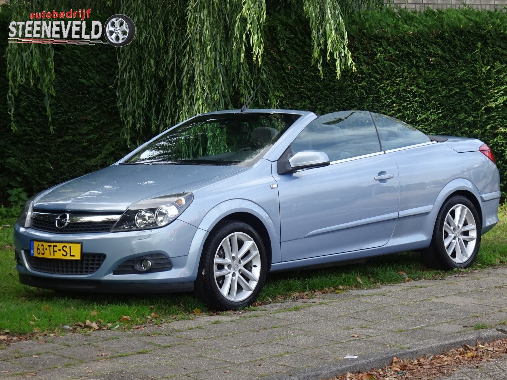 Opel Astra TwinTop 1.6 Cosmo Distributieriem vervangen
