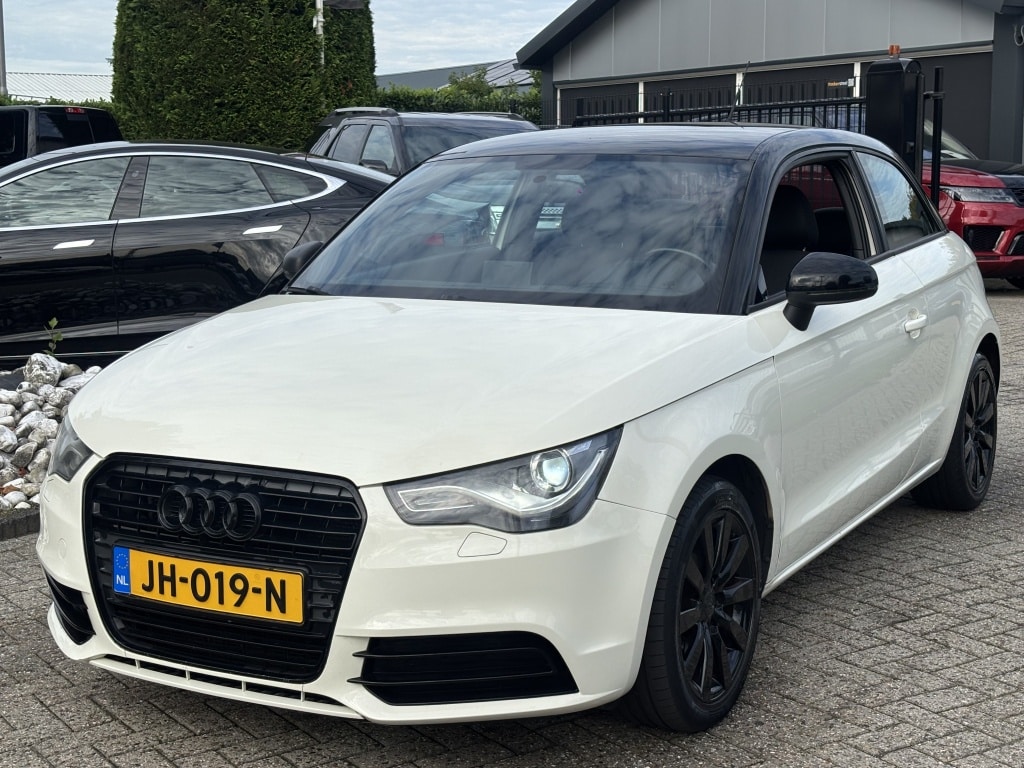 Audi A1 1.4 TFSI Benzine Automaat 2011 Xenon Navi Wit