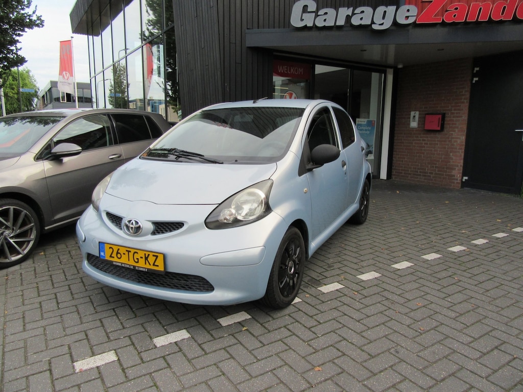 Toyota Aygo 1.0-12V