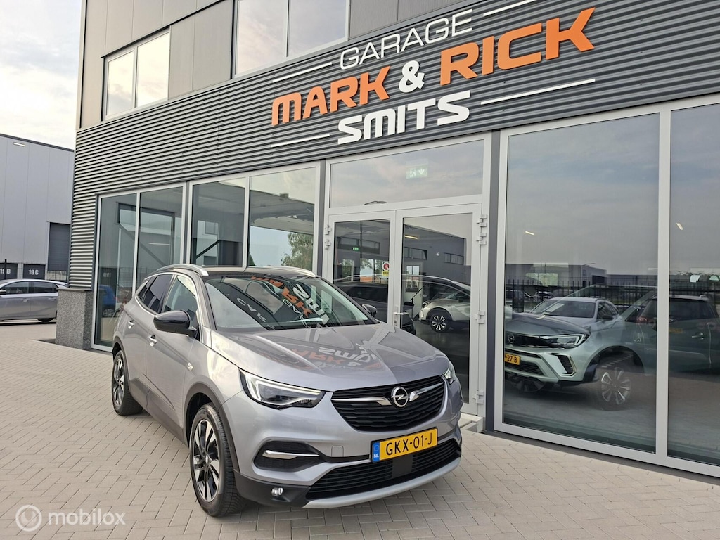 Opel Grandland X 1.2 Turbo Ultimate