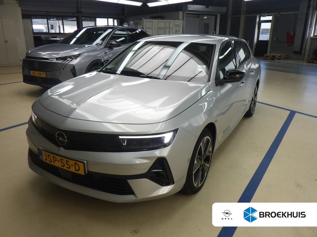 Opel Astra Electric Sports Tourer 54 kWh Edition | Adaptive Cruise | Navigatie by App | Full-LED | 18"LMV |