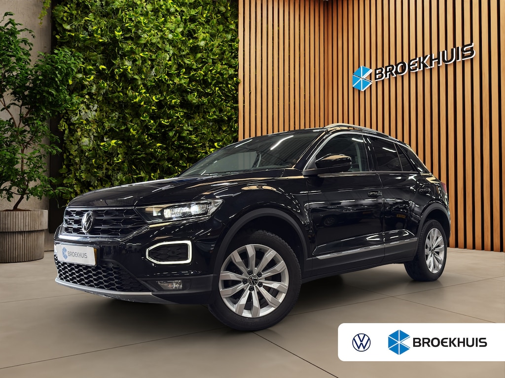 Volkswagen T-Roc 1.5 TSI Sport Automaat | Adaptive Cruise | Trekhaak | Stuur/stoelverwarming