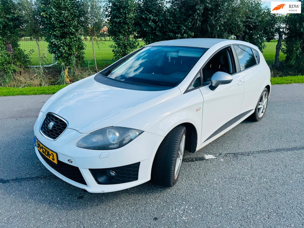 SEAT Leon 1.4 TSI RF LEDER APK T/M 20-1-2027