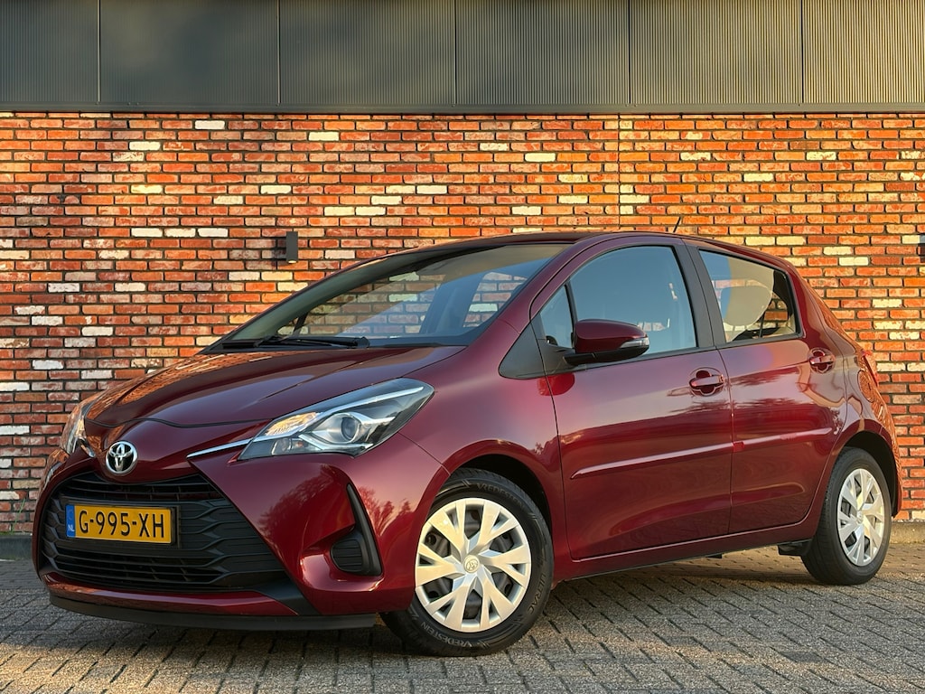 Toyota Yaris 1.5 VVT-i Active Automaat Nav/Cruise Camera 1Eig 24763KM Voll.Onderhouden!