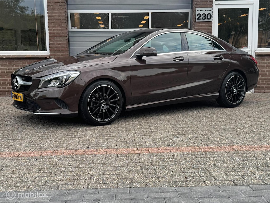 Mercedes-Benz CLA 180 Business Solution Plus Upgrade Edition