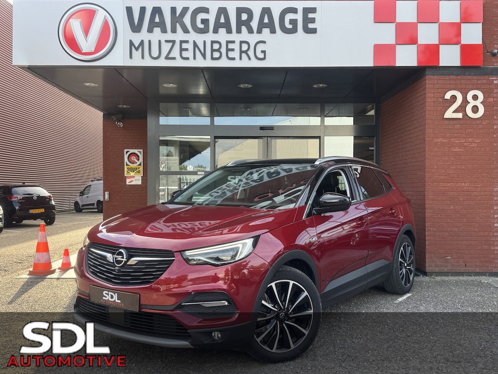Opel Grandland X 1.6 Turbo Hybrid Ultimate // TREKHAAK // NAVI // CRUISE // CLIMA // CAMERA // MEMORY SEATS // DAB RADIO //
