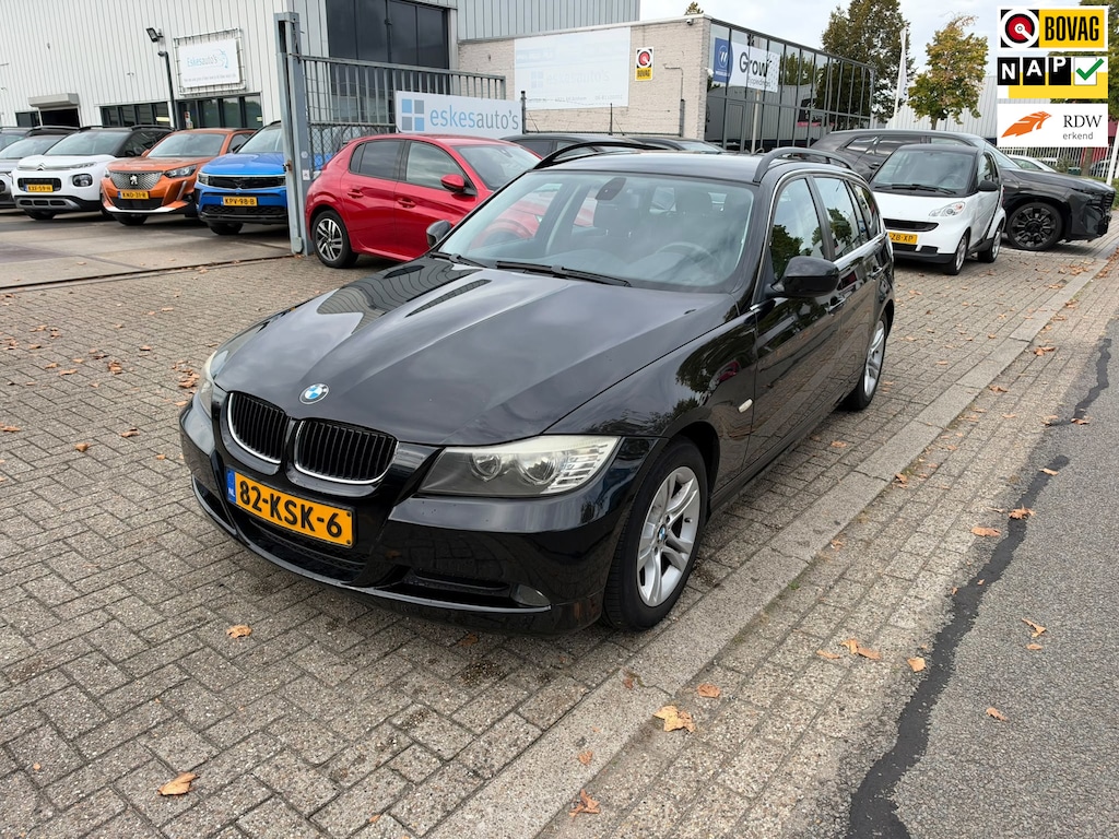 BMW 3-Serie Touring 316i Business Line, Navigatie, NAP, Airco, Trekhaak, Dealer onderhouden