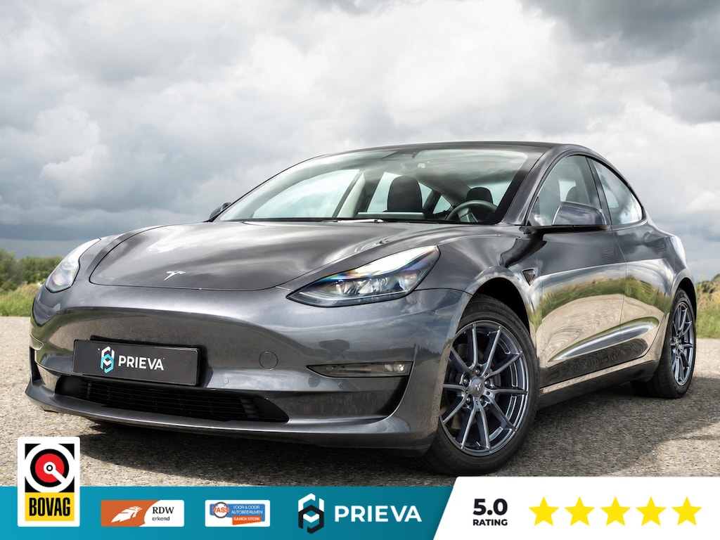Tesla Model 3 Standard RWD Plus 60 kWh