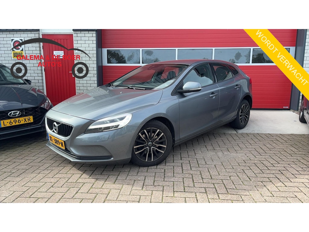 Volvo V40 2.0 D2 Nordic+ NWE D-RIEM / TREKHAAK / STANDKACHEL / NAVI / CLIMA / PDC / BLUETOOTH / CRUISE / NL-AUTO