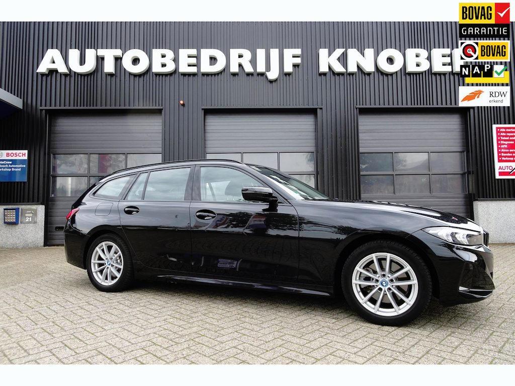 BMW 3-Serie Touring 320e, NL AUTO, NAP, DIGITAL COCKPIT, LED, CARPLAY, ANDROIDAUTO