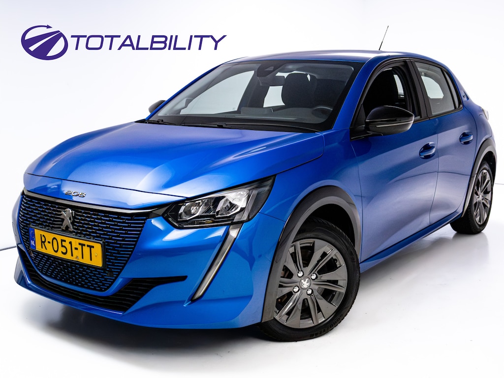 Peugeot e-208 EV Active Pack 50 kWh | SOH 98% | Stoelverwarming | Navigatie | Airco | Apple Carplay | Android auto | Cruise | All season banden