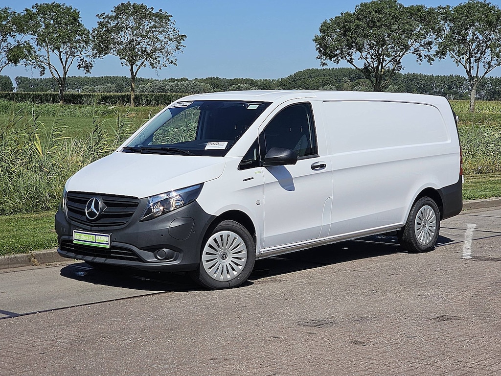 Mercedes-Benz eVito eVito 112 L3 60 kWh Cruise control, Airco, Pdc, Carplay, Camera, Climate control, Stoelverwarming, 280KM WLTP, 80kw-snelladen