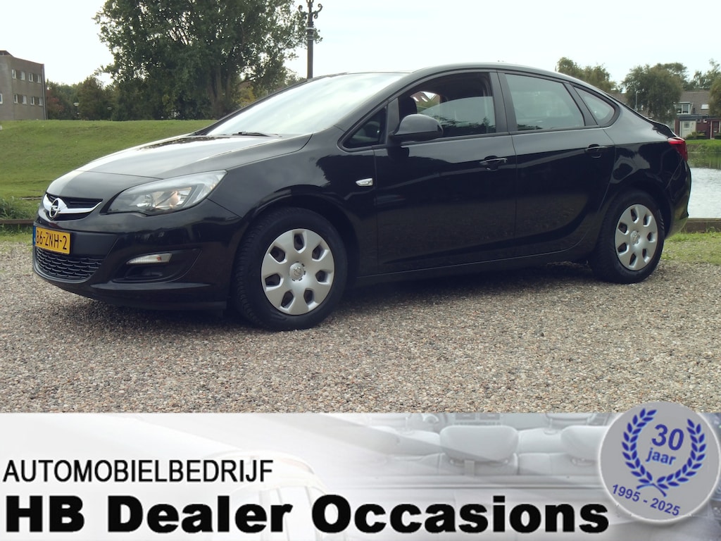 Opel Astra 1.4 Edition - Airco - Navigatie