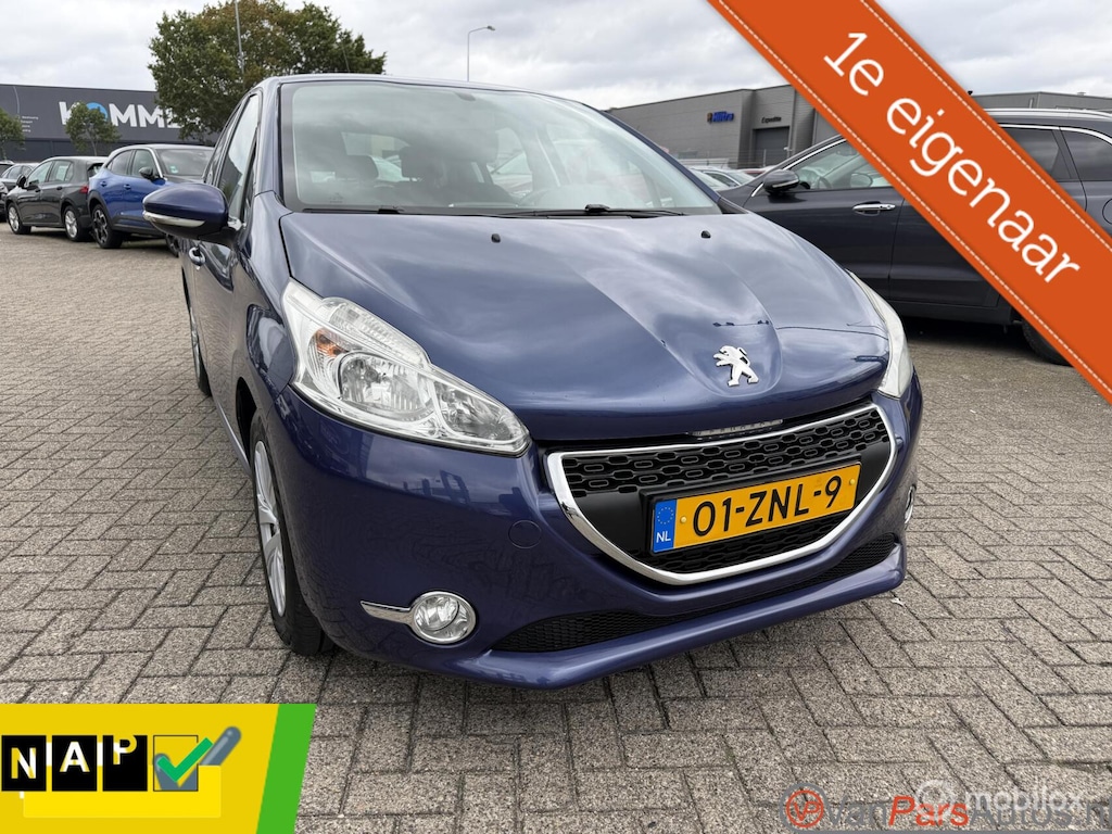Peugeot 208 1.2 VTi Access,5drs,Airco,Cruise,Trekhaak