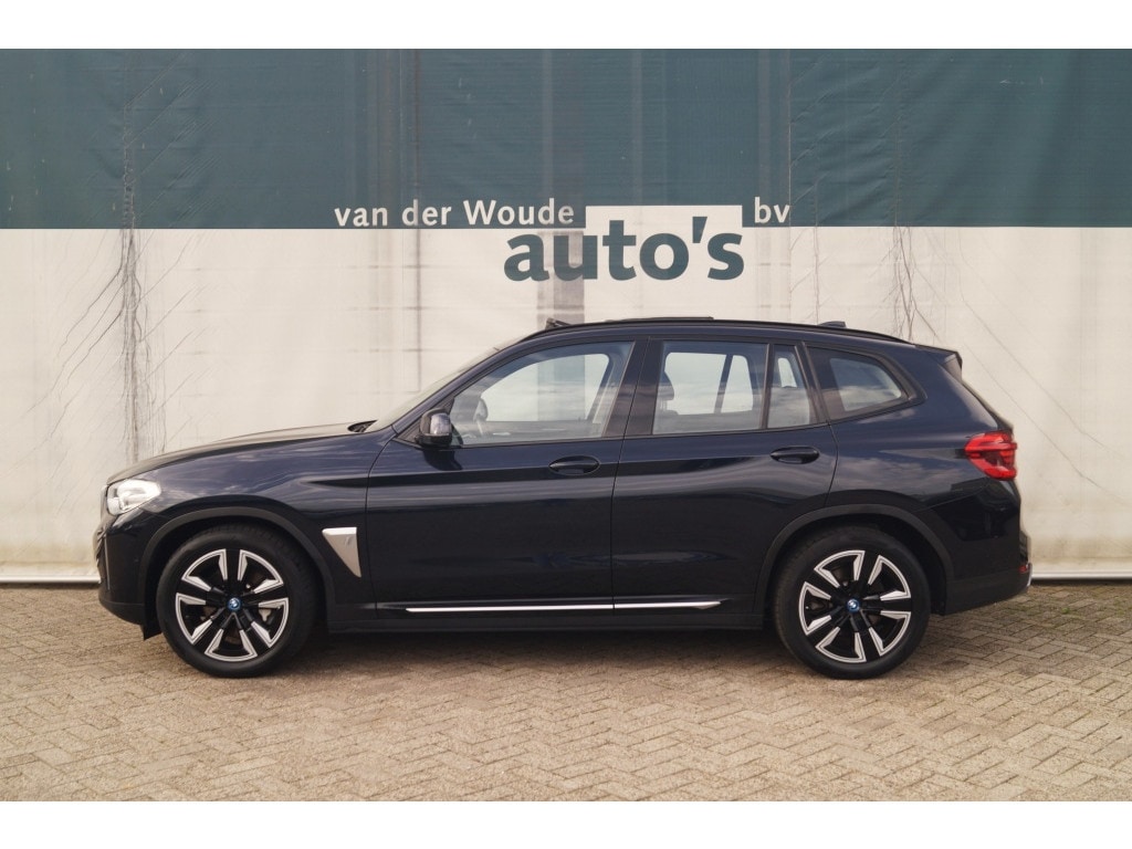 BMW iX3 Executive 80 kWh -SOH95%-PANO-LEER-CAM-NAVI-