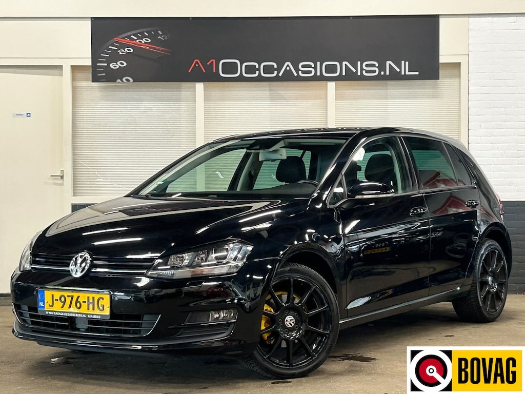 Volkswagen Golf 1.4 TSI Connected Series PANODAK!