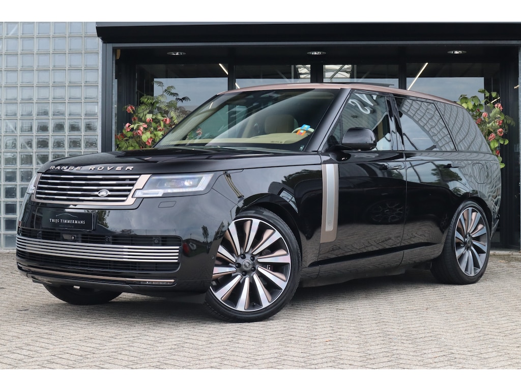 Land Rover Range Rover P550e SV | Meridian Signature Audio, 23", Achterasbesturing, Massage, Entertainment, Trekhaak, Pano, Zonweringspakket, Zitklima, Stuurverwarming, ACC