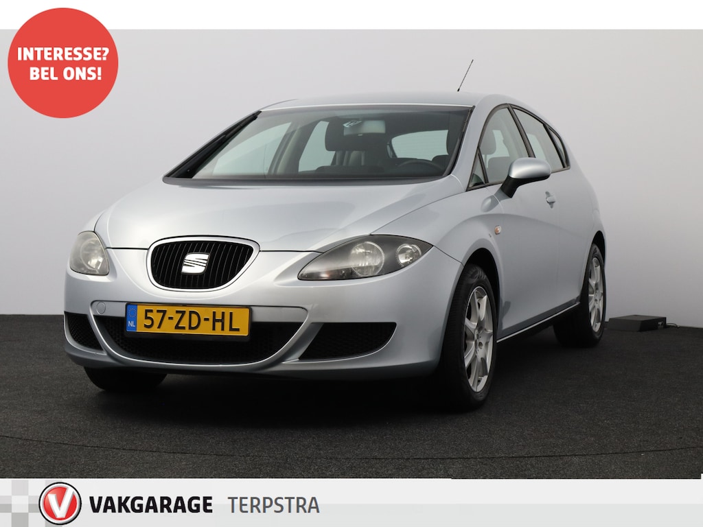 SEAT Leon 1.6 Reference/ D-Riem verv: 209.000 KM!/ Trekhaak/ Airco/ Elek. pakket/ Isofix/ Radio-CD/ Getint glas/ Metallic lak.