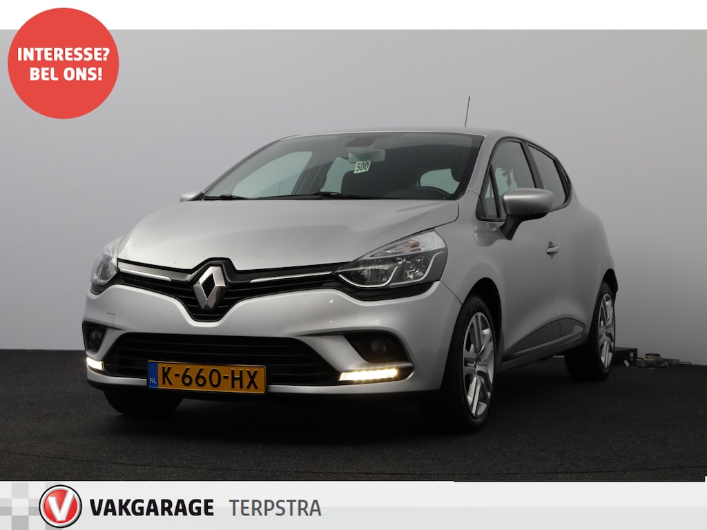 Renault Clio 0.9 TCe Limited/ Stoelverw./ Keyless/ Regensensor/ Apple + Android/ DAB+/ Navi/ Clima/ Cruise/ Elek. pakket/ Isofix/ Bluetooth/ Multi. LEDER. Stuur/ Mistl./ LED Dagrijverl.