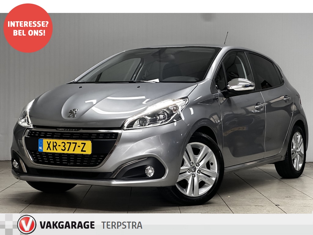 Peugeot 208 1.2 PureTech Signature/ LED Dagrijverl./ Apple+Android/ DAB+/ Airco/ Navi/ Cruise/ Bluetooth/ Multi.LEDER.Stuur/ Elek.Pakket/ Isofix/ PDC Achter.