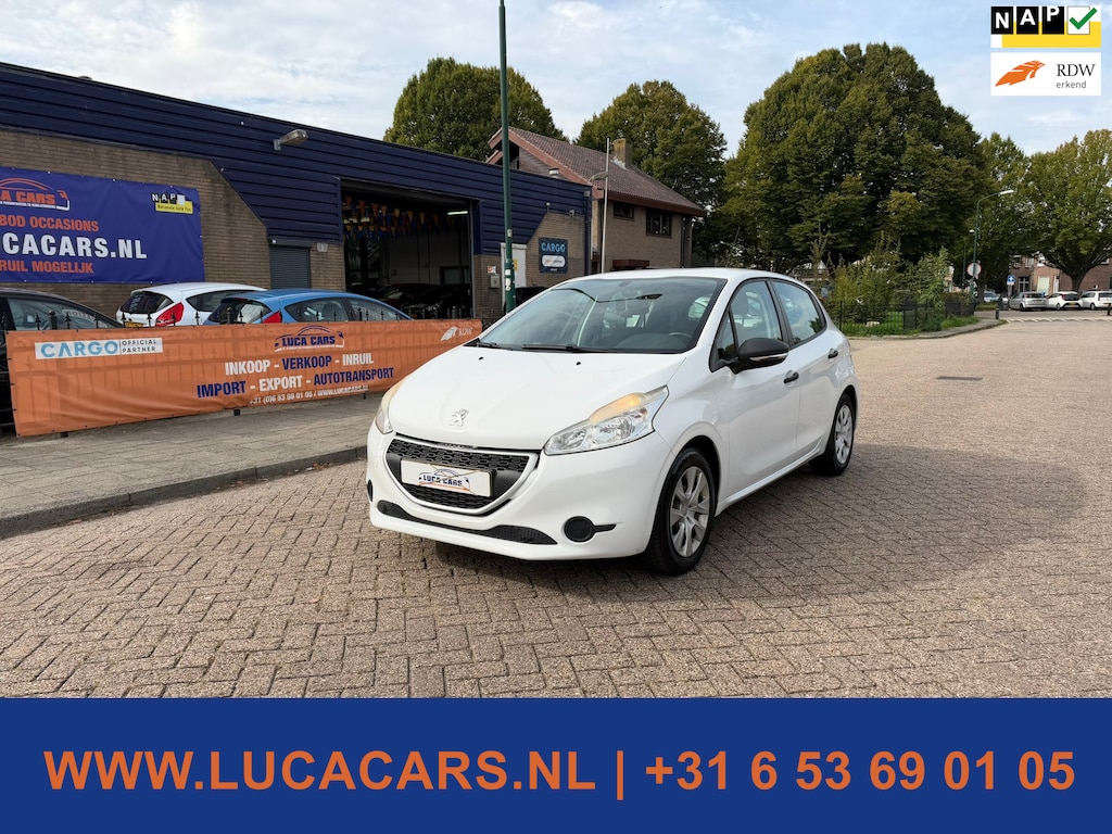 Peugeot 208 1.2 VTi Access AIRCO TREKHAAK NIEUWE APK!