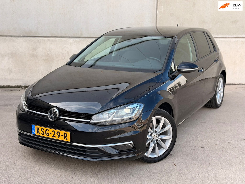 Volkswagen Golf 1.5 TSI Highline DSG Virtual Dynaudio CarPlay ACC Stoelverwarming