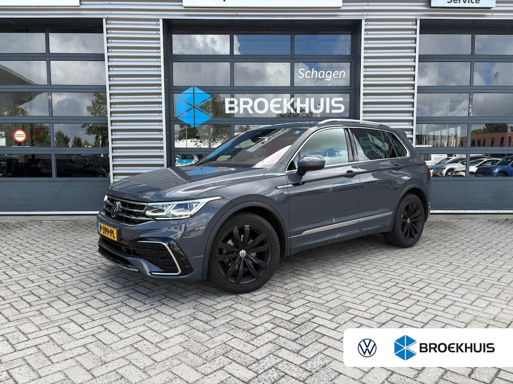 Volkswagen Tiguan 1.5 TSI 150 pk R-Line Business+ 7-DSG | Trekhaak | Navigatie | Achteruitrijcamera | ACC |