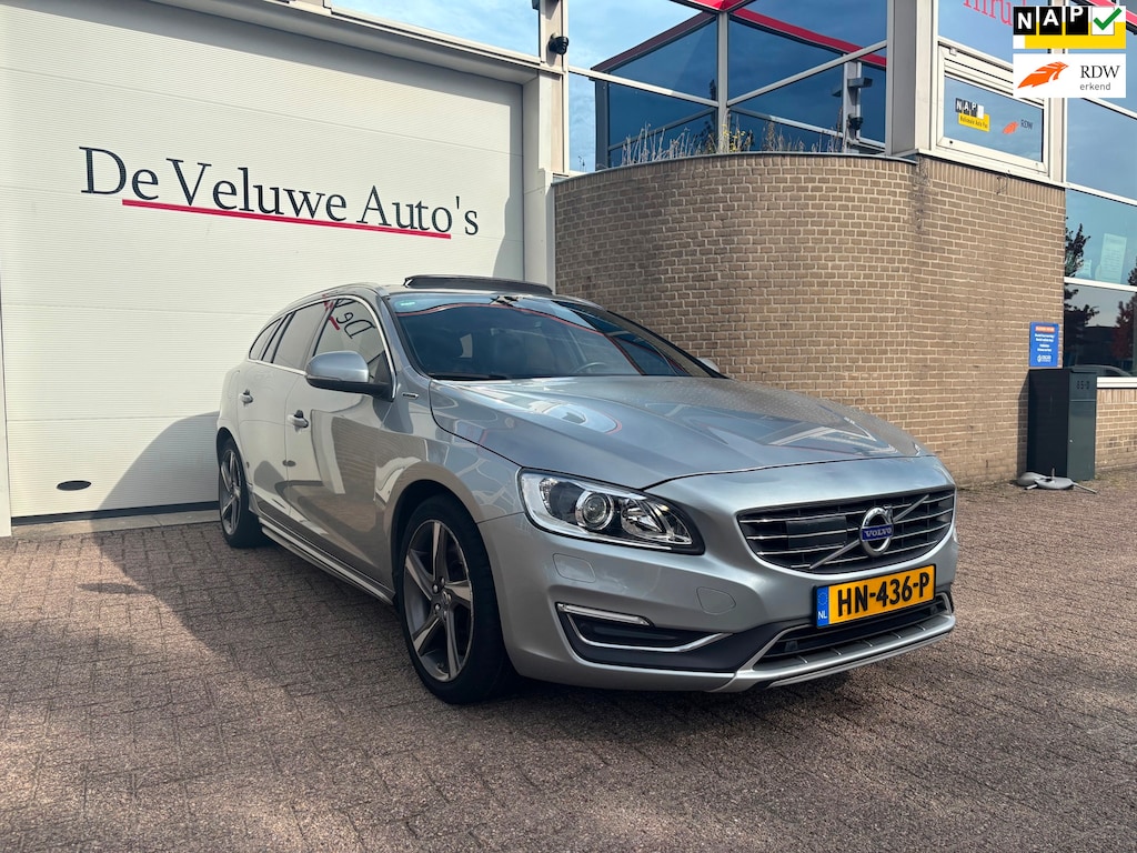 Volvo V60 2.4 D6 Twin Engine R-Design 286PK|Pano|H&K|Trekh.