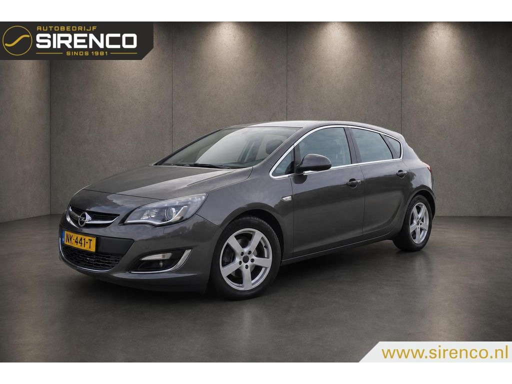 Opel Astra 1.6 Turbo Cosmo | stoelverwarming | navigatie | climate & cruise control | trekhaak |