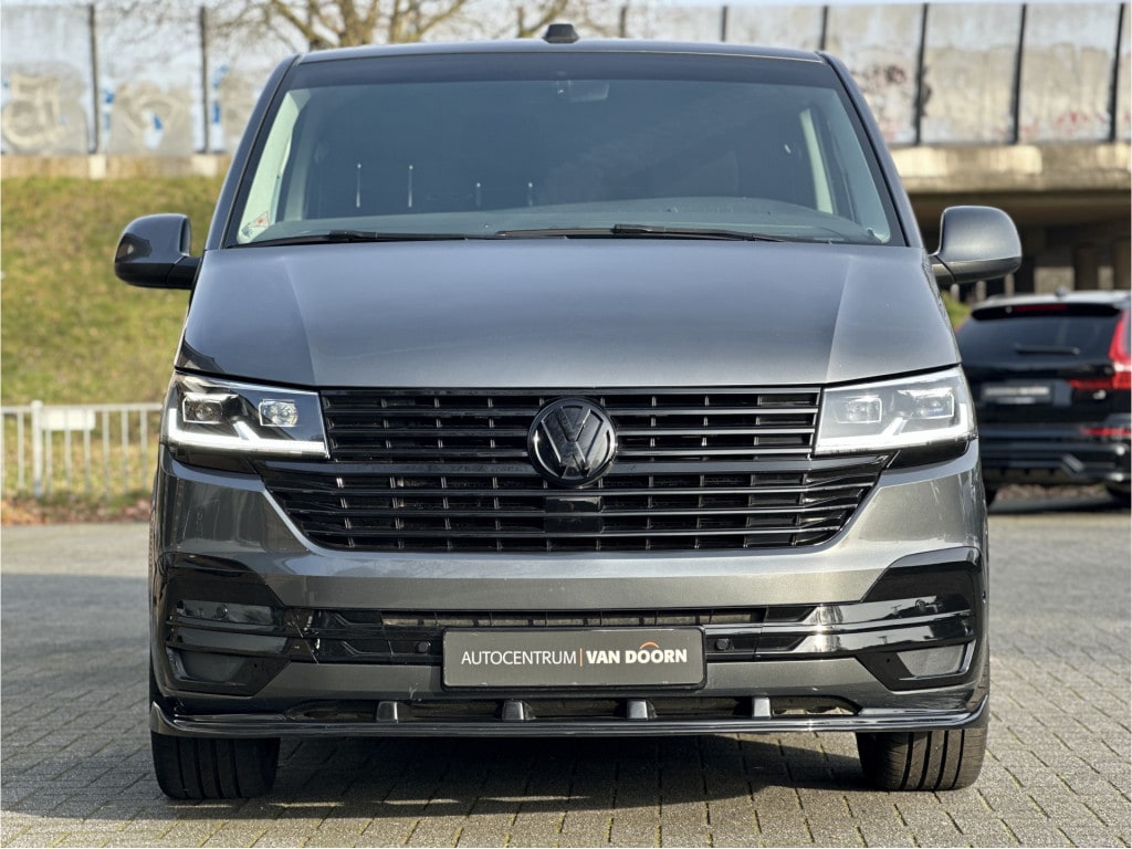 Volkswagen Transporter 2.0 TDI 150pk | DSG | Bulli | L2 | LED | Black Edition | Digital Display | Stoelverwarming | Adaptive Cruise | Ex BTW