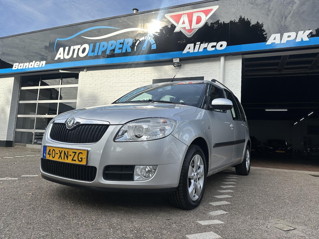 Skoda Roomster 1.6-16V Comfort /Automaat/Nieuwe apk bij aflevering/Airco/Lm velgen/Trekhaak