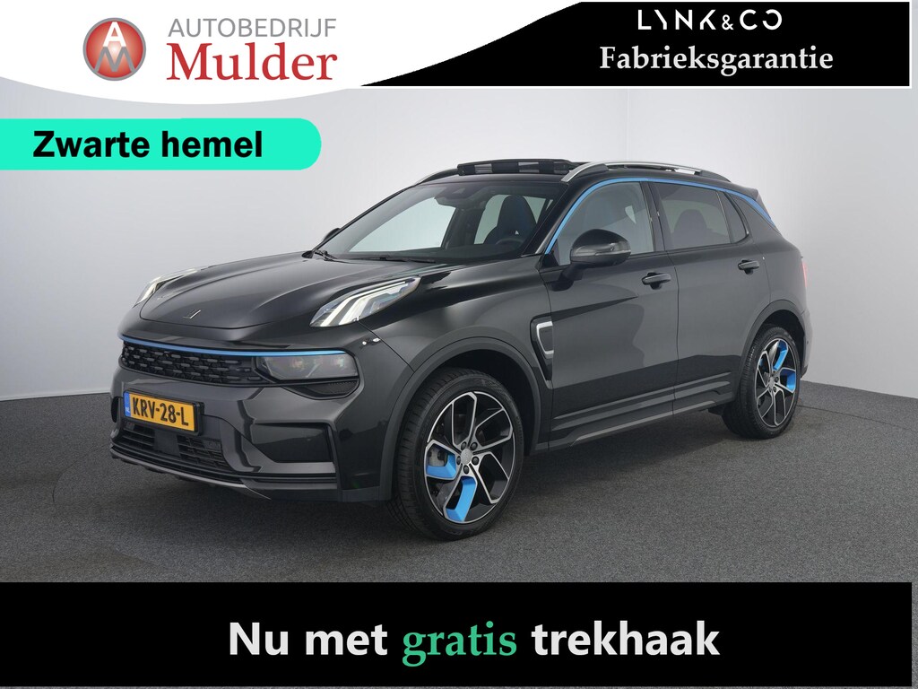 Lynk & Co 01 1.5 | Zwarte hemel | Trekhaak | Pano | ACC | 360 camera |