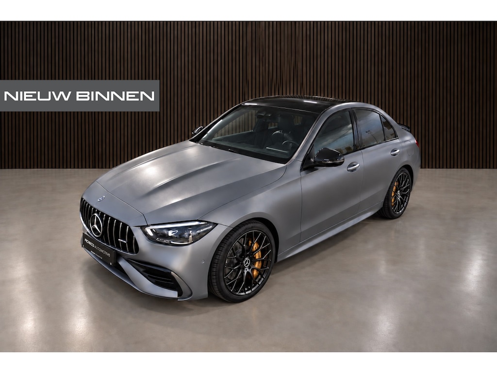 Mercedes-Benz C-klasse 300 e AMG Line | Magno | Panoramadak | Stoelverwarming | Adaptive Cruise Control | Dodehoekdetectie | Head-Up Display | Memory Seat | 360 Camera | Keyless | Ambiance Verlichting | Navigatie | Apple Carplay
