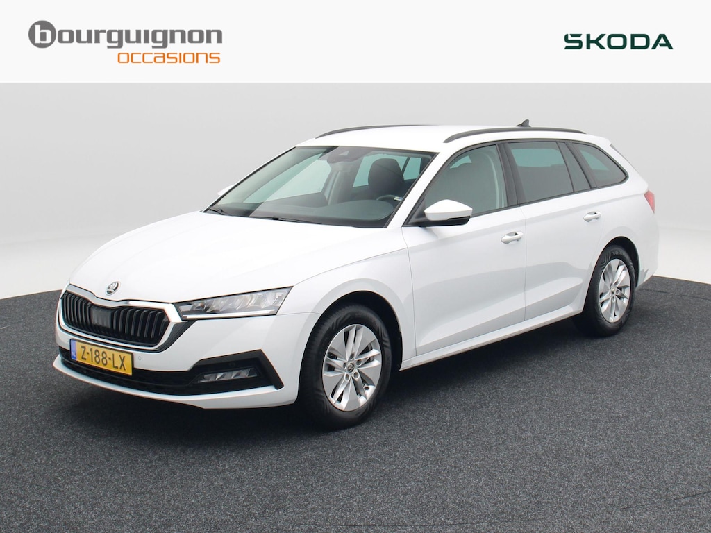 Skoda Octavia Combi 1.0 TSi 110 Pk Business Edition | Stoelverwarming | Trekhaak | Navigatie | Adaptive Cruise | 16 Inch | 60.602 Km !!