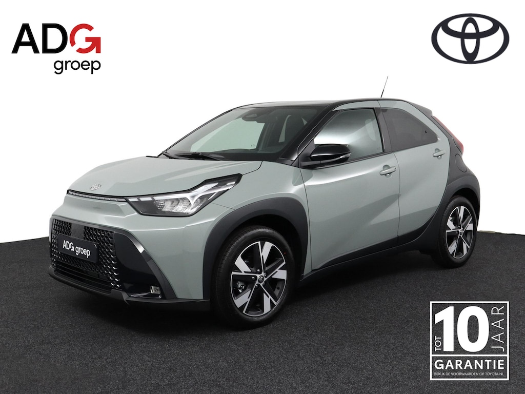 Toyota Aygo X Hybrid 115 pulse | Nieuw uit voorraad leverbaar | Achteruitrijcamera | Adaptieve cruise control | Draadloos Carplay / Android auto |
