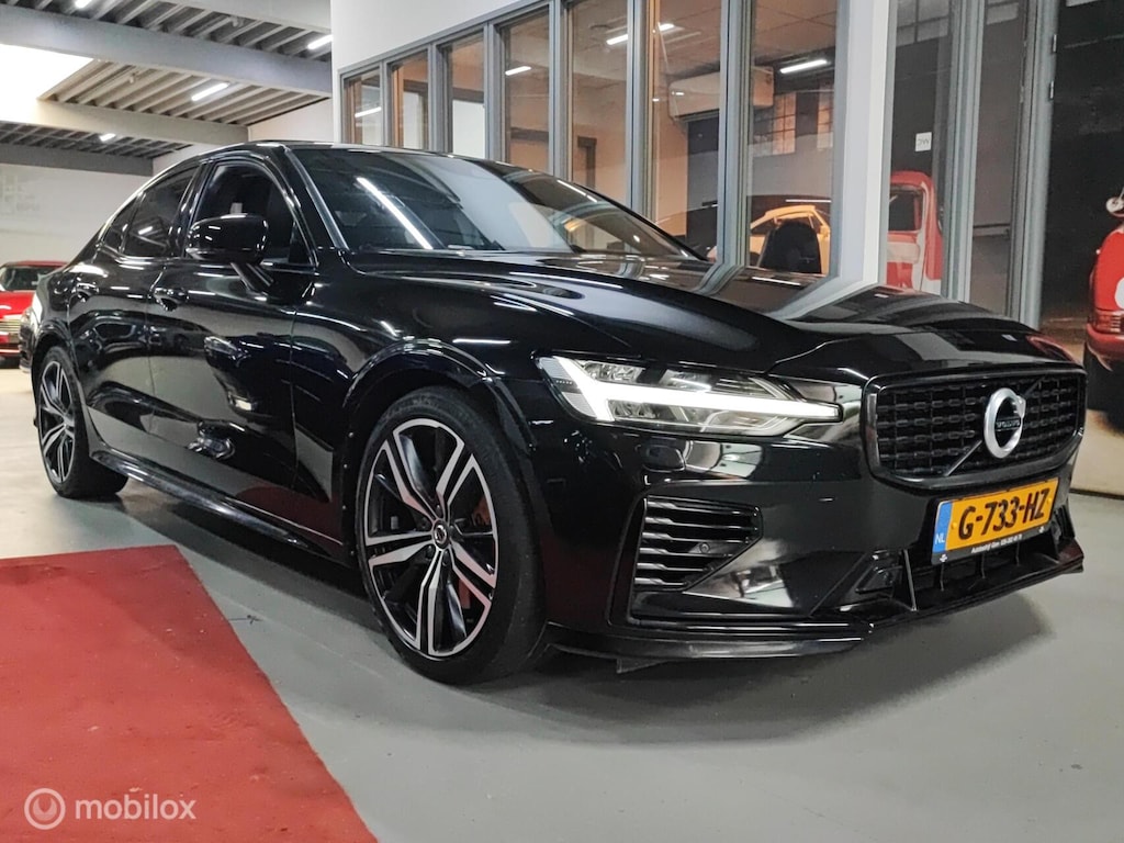 Volvo S60 2.0 T8 AWD 390 PK Twin Engine R-Design PANORAMA CAMERA LEER HEADUP ELEK STOELEN