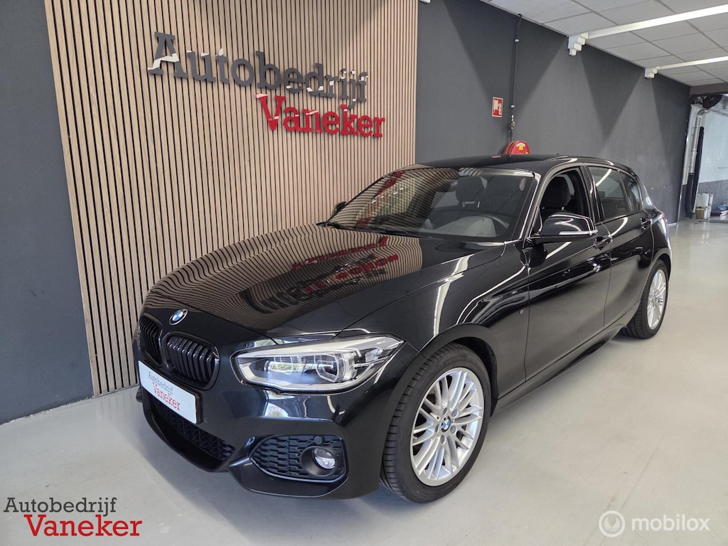BMW 1-Serie 118i M Sport | Alcantara | Stoelverwarming |