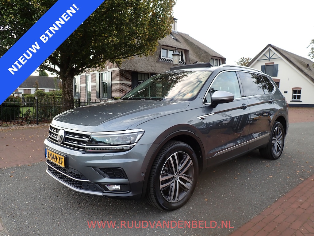 Volkswagen Tiguan Allspace 2.0TDI KEYLESS / ACC / CAMERA / CARPLAY / 19'' / HEAD-UP