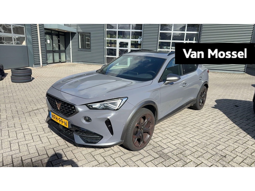 CUPRA Formentor 1.4 e-Hybrid VZ Performance Panoramisch dak/ Elektrische stoelen/Elektrische achterklep/